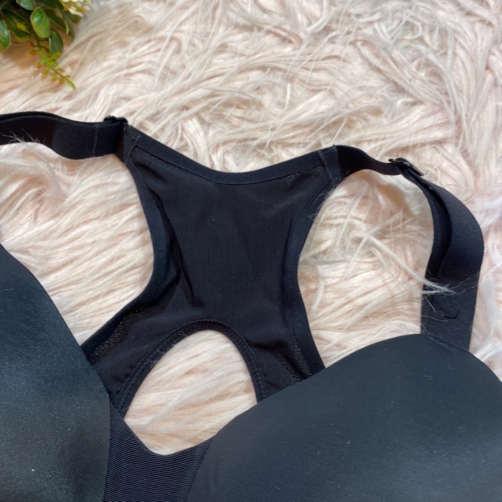 Nike Black Racerback Molding Sports Bra - Picture 4 of 9